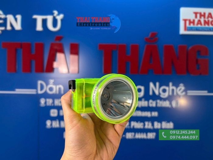 Đèn pin lặn đội đầu giá rẻ KK QS063
