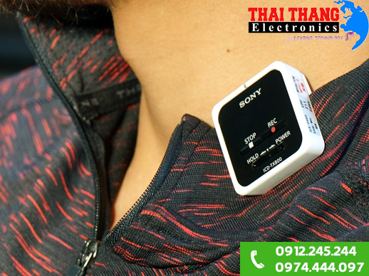 Máy ghi âm Sony TX800 điều khiển từ xa