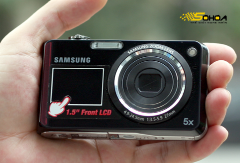 Camera hai màn hình giá bình dân