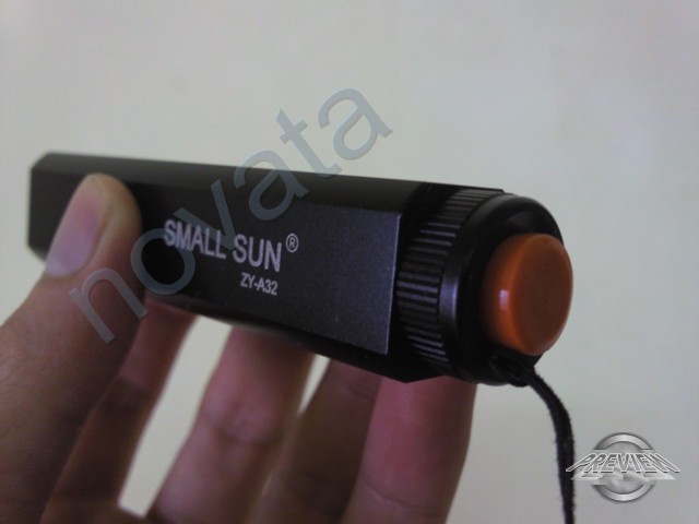ĐÈN PIN SIÊU SÁNG SMALLSUN ZY A32