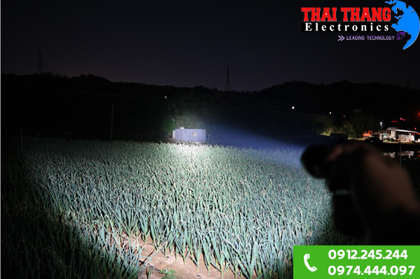 Đèn pin chuyên dụng Hàn Quốc Led 10W PL-X