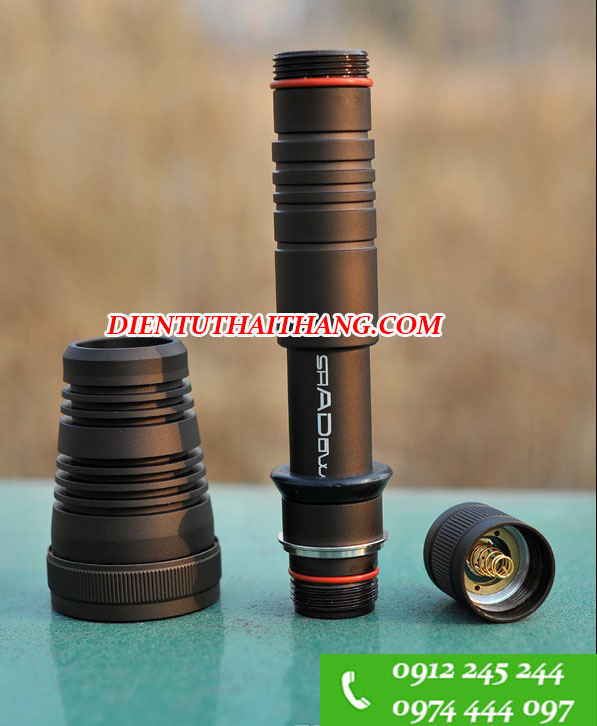 Đèn pin siêu sáng Shadow TC300