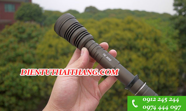 Shadow TC300 thiết kế đẹp