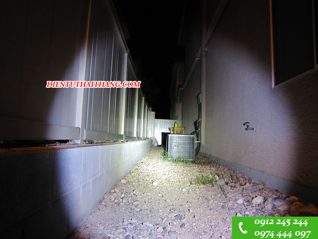 Shadow VG20 đèn pin siêu sáng
