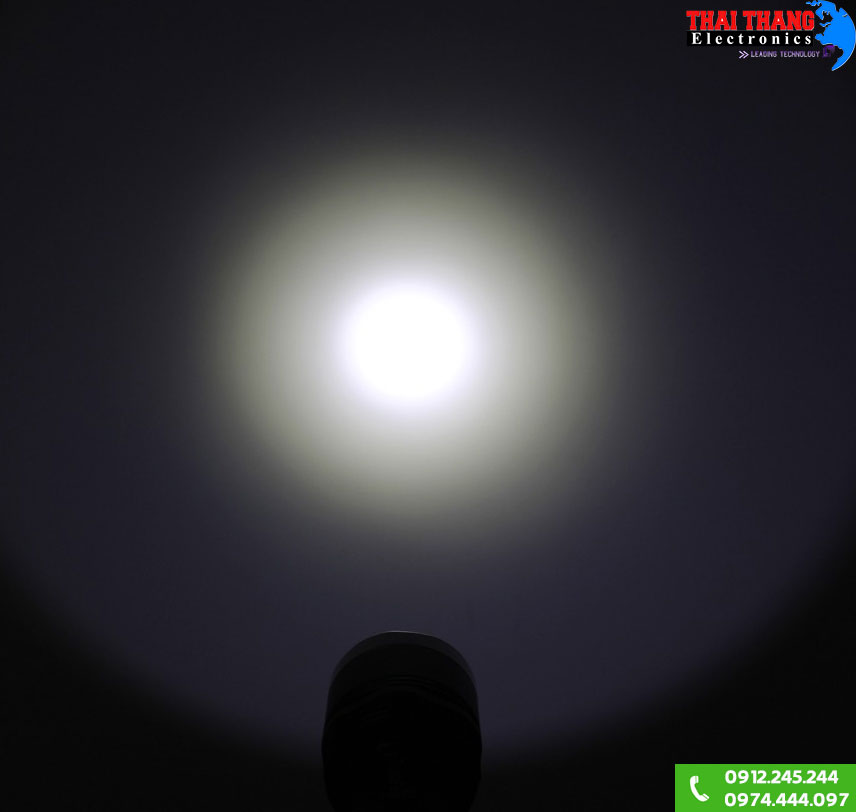 đèn pin TrustFire X8 ánh sáng vàng