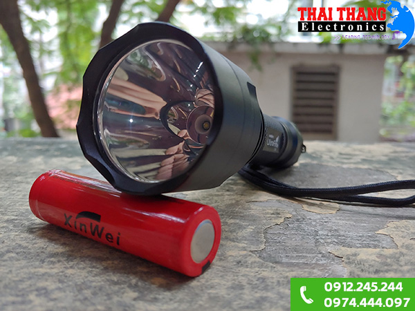 Đèn pin chống nước UltraFire C8