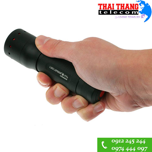 Đèn pin siêu sáng của Đức Led Lenser P7.2
