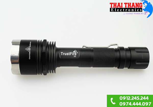 Đèn pin TrustFire X8 ánh sáng vàng