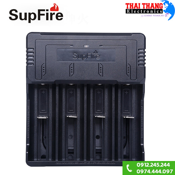 Sạc 4 pin Supfire 26650 dây USB
