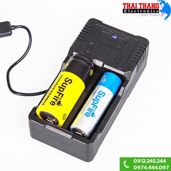 Sạc pin đôi 26650 Supfire dây USB