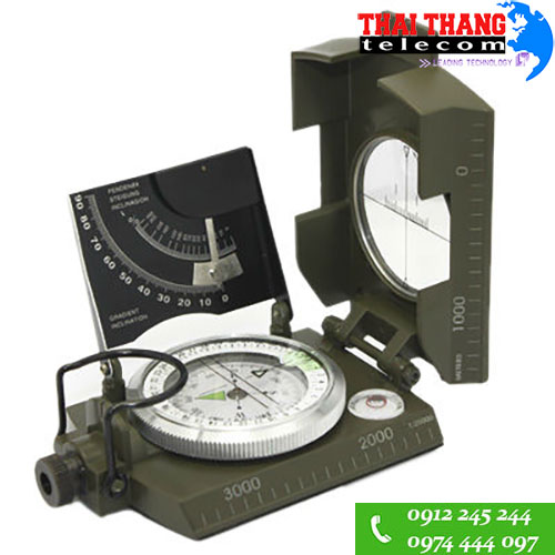 La bàn quân sự Konus 4074 siêu bền