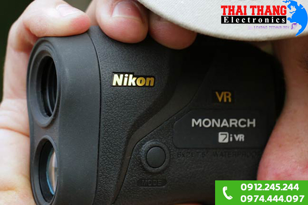 Ống nhòm Golf Nikon Monarch 7i VR