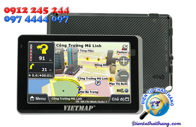 Thiết bị dẫn đường lắp trên ô tô R79